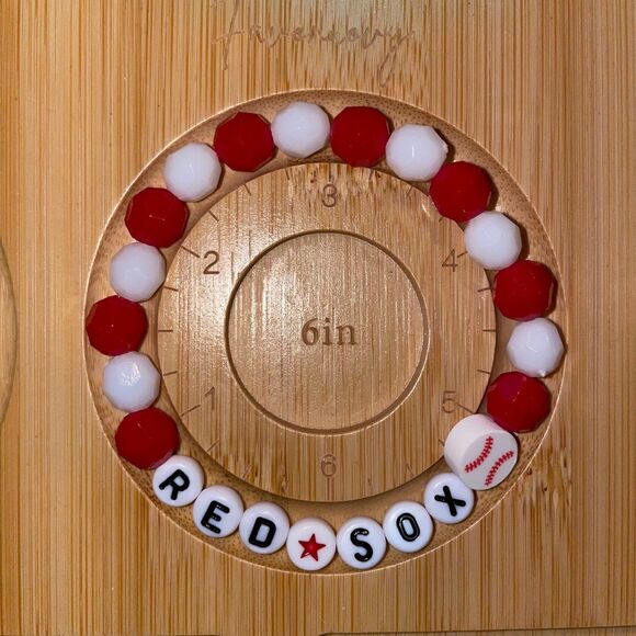 Boston Red Sox Bracelet - Picture 1 of 2